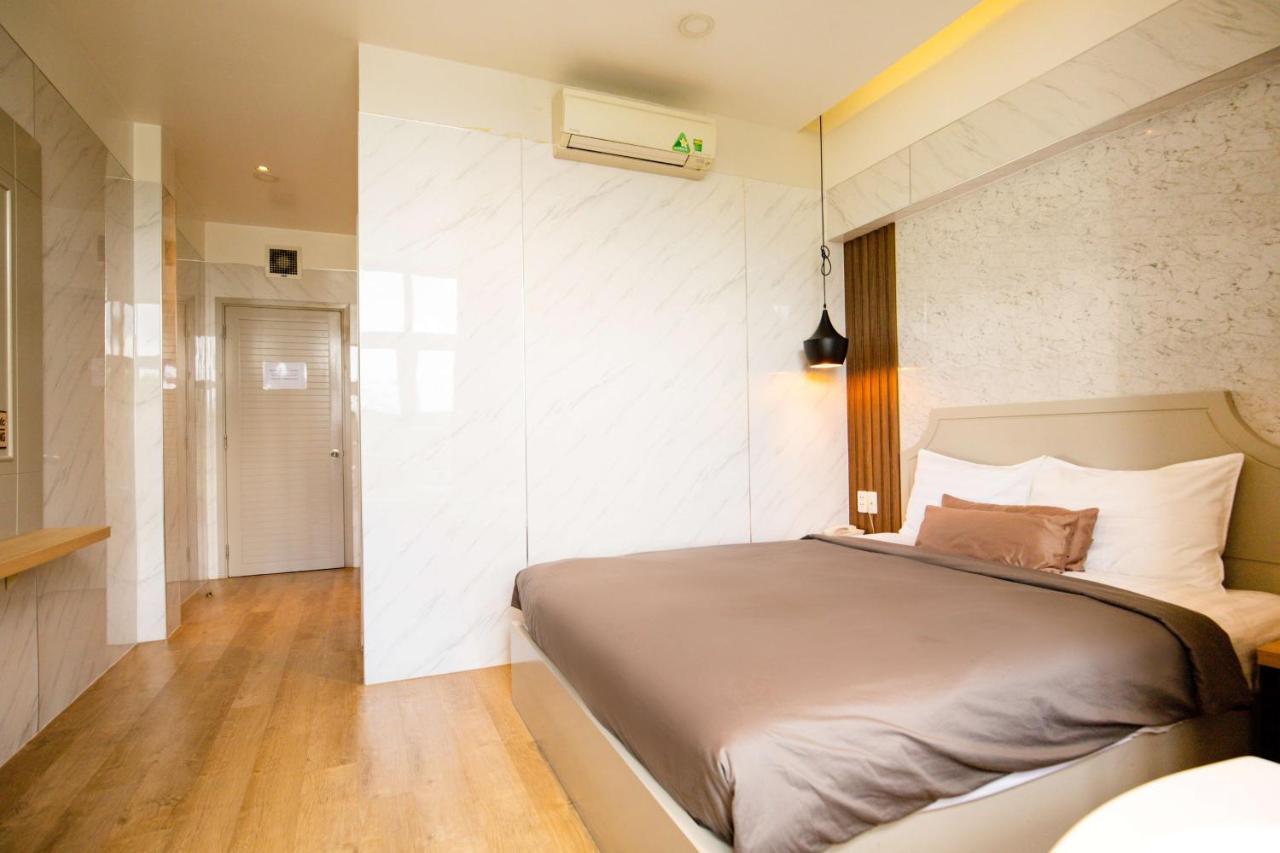 La Hotel Q10 Ho Chi Minh City Exterior photo